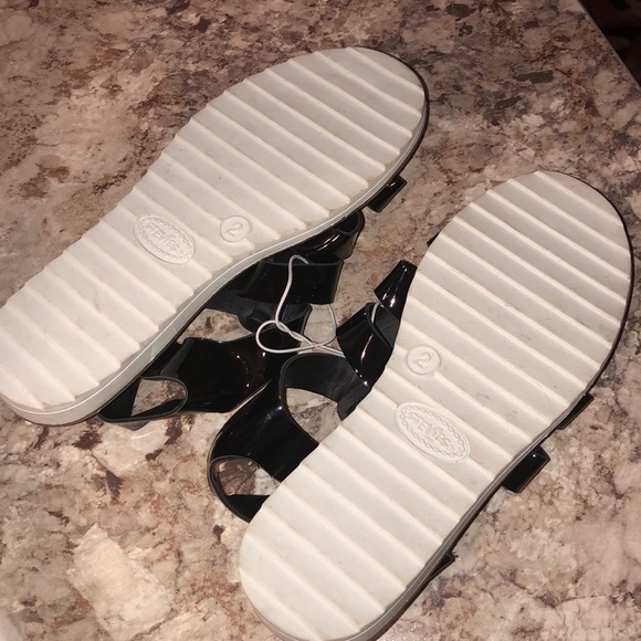Target stevie sandals sz 2 - Picture 2 of 3